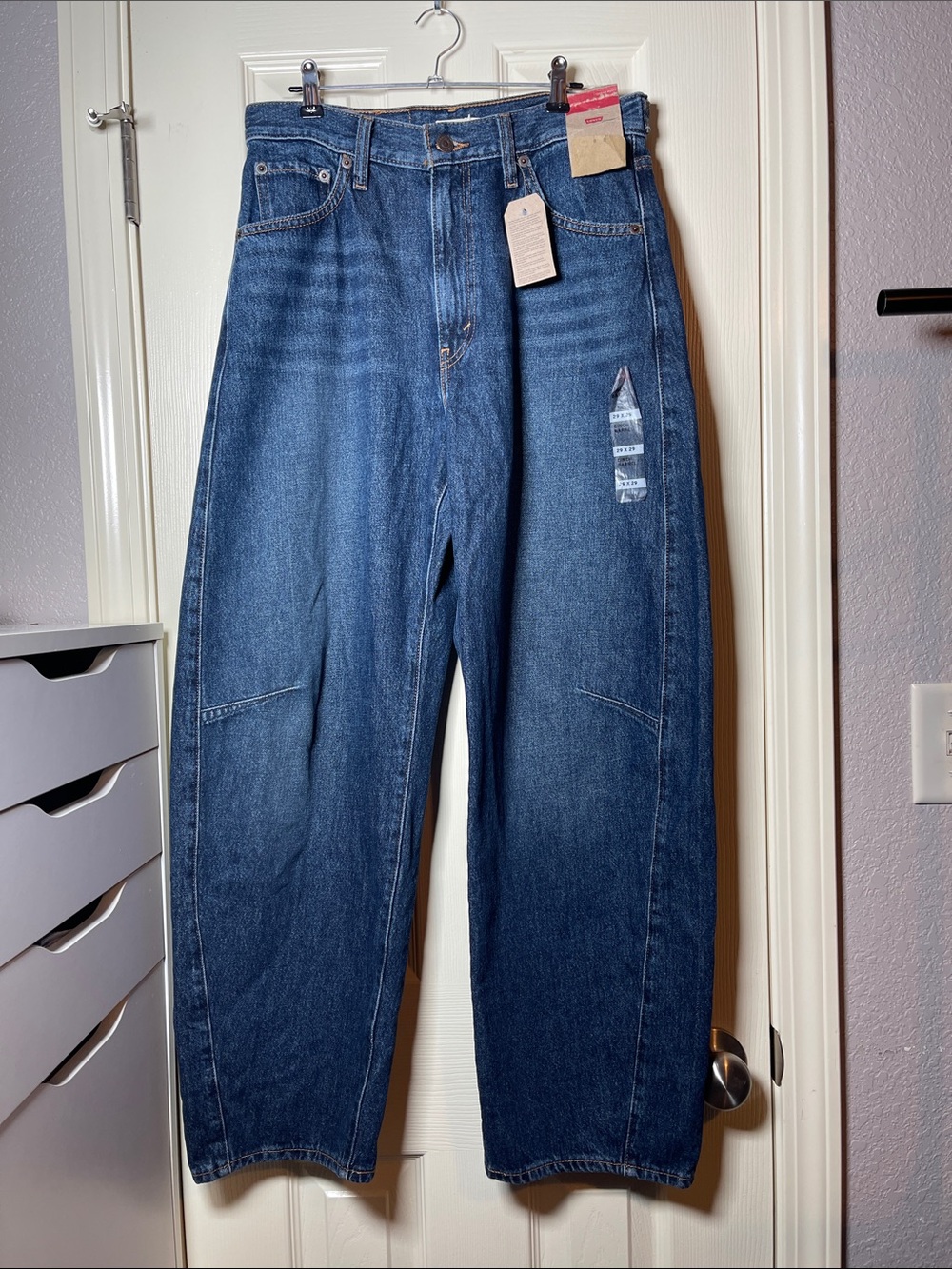 Levi's Women's High-Rise Relaxed Dark Blue Barrel Jeans
